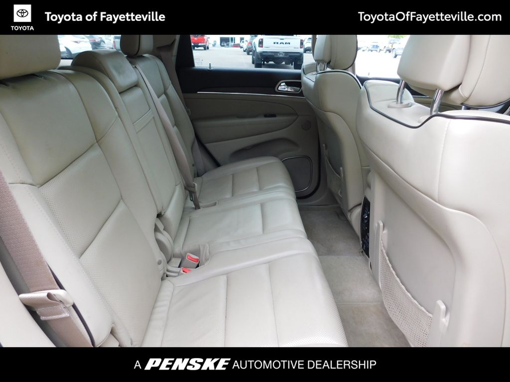 Thumbnail: 2017 Jeep Grand Cherokee - 5