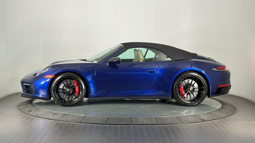 2024 Porsche 911 Carrera S 2