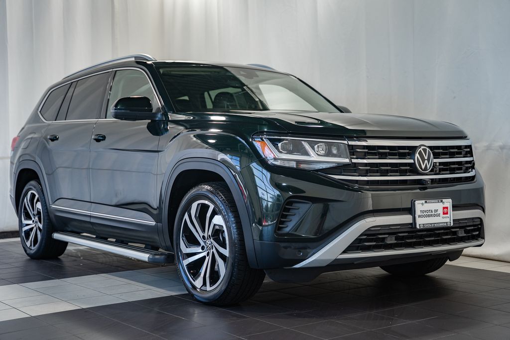 Racing Green Metallic 2021 Volkswagen Atlas SEL Premium 4Motion SUV / Crossover All-Wheel Drive 8-Speed Automatic