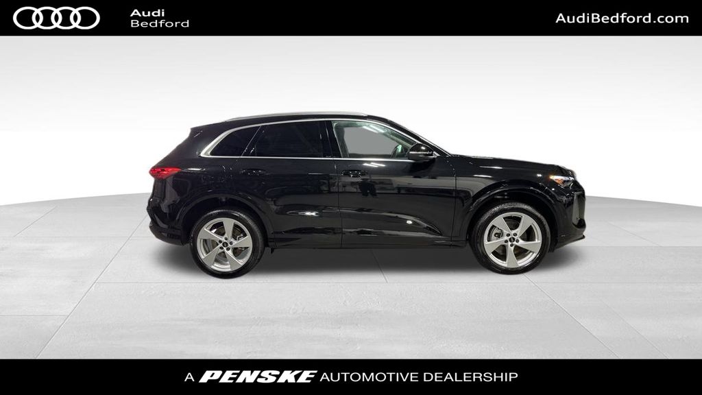 Thumbnail: 2025 Audi Q5 - 7