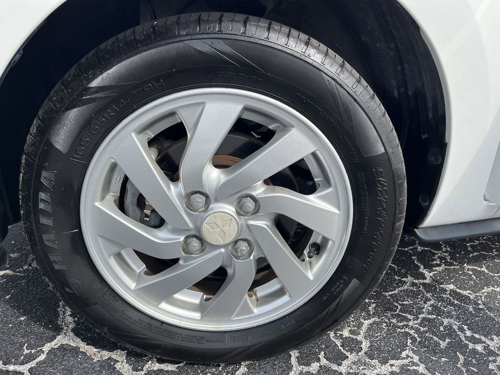 2019 Mitsubishi Mirage SE 32