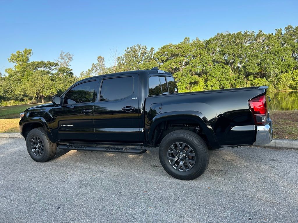 2023 Toyota Tacoma SR5 3
