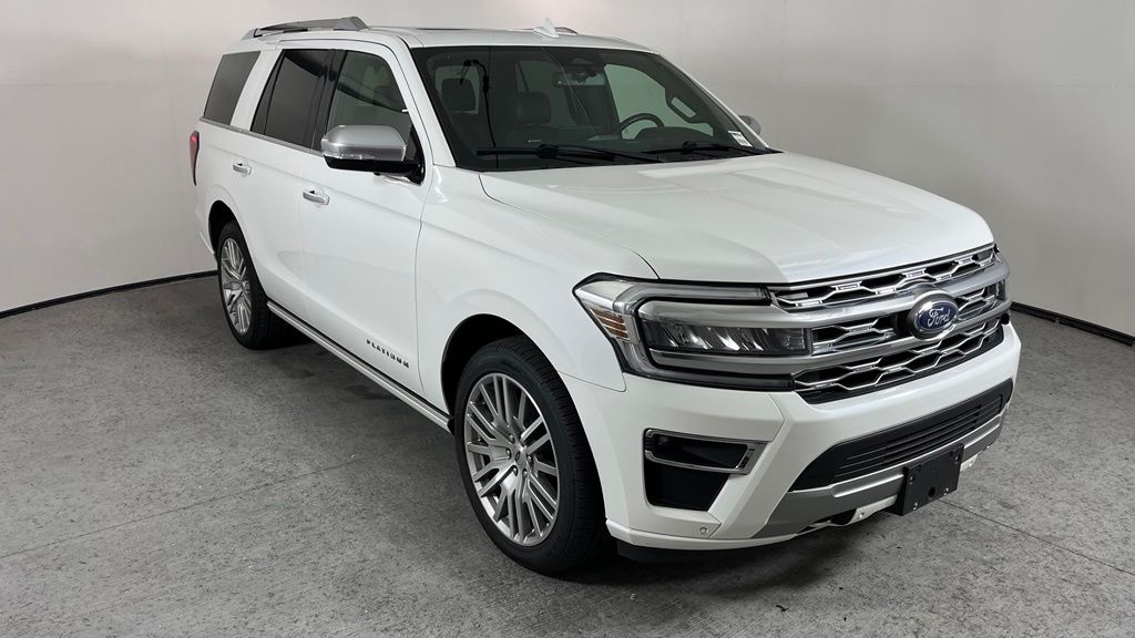 White Metallic 2023 Ford Expedition SUV / Crossover Four-Wheel Drive Automatic