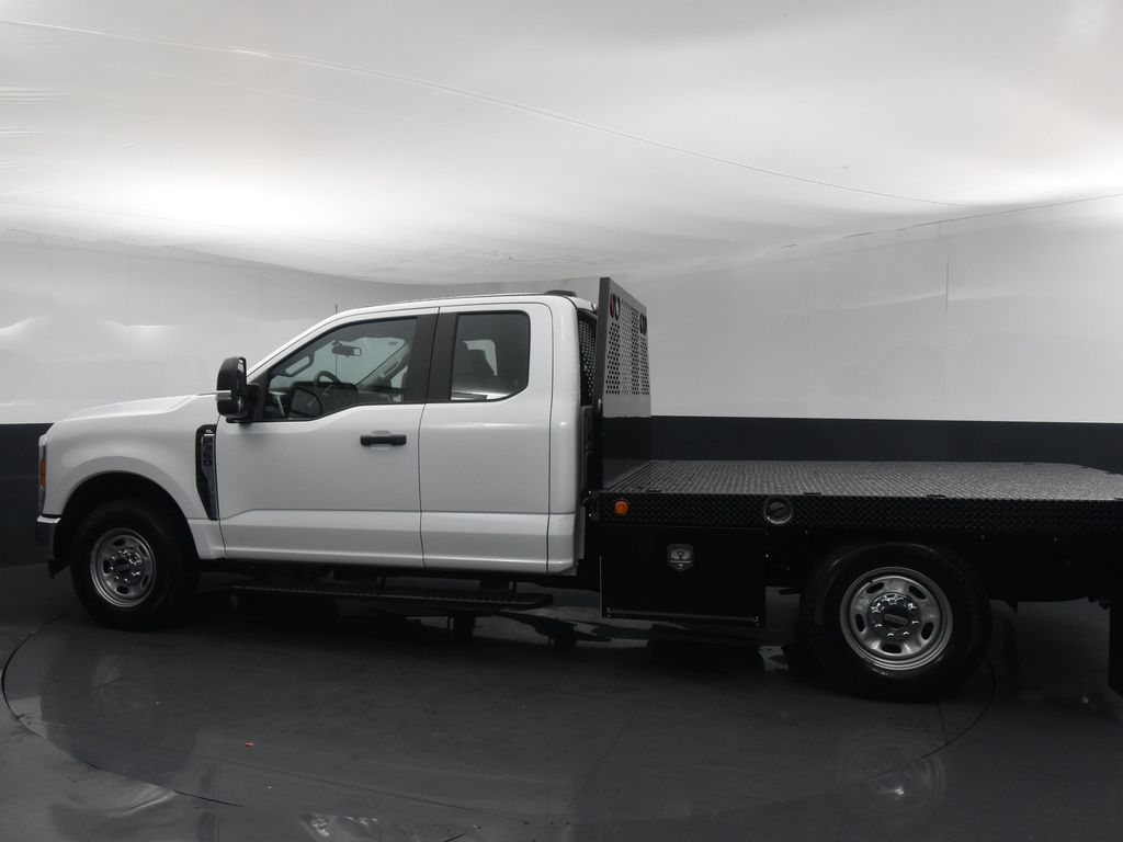 2023 Ford F-350 Super Duty XL