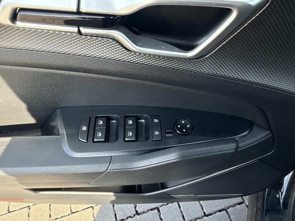 Used 2023 Black Kia LX image 17