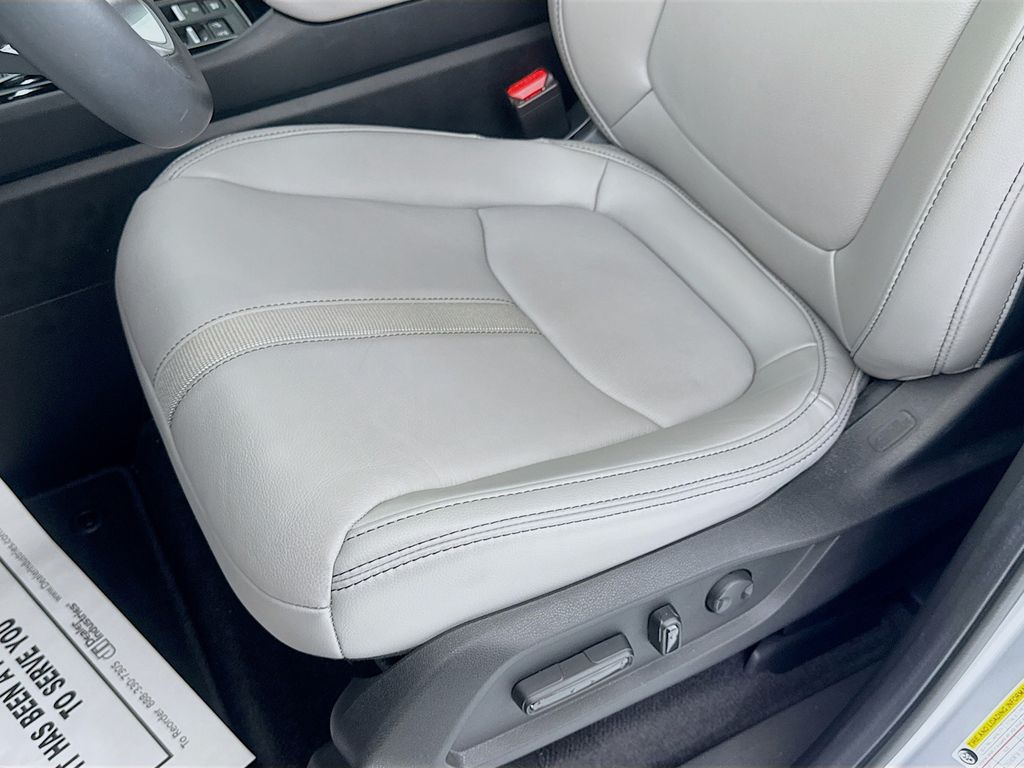 Used Car 2025 Honda Pilot  Ex-l For Sale In Austin, Texas