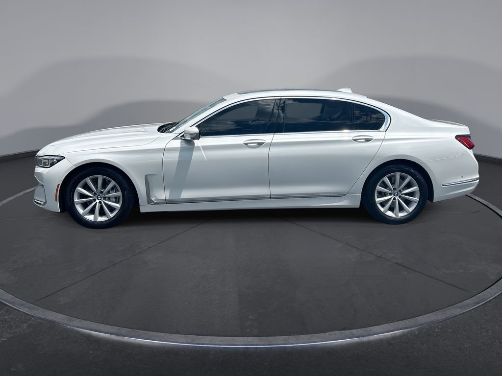 Thumbnail: 2022 BMW 7 Series - 15