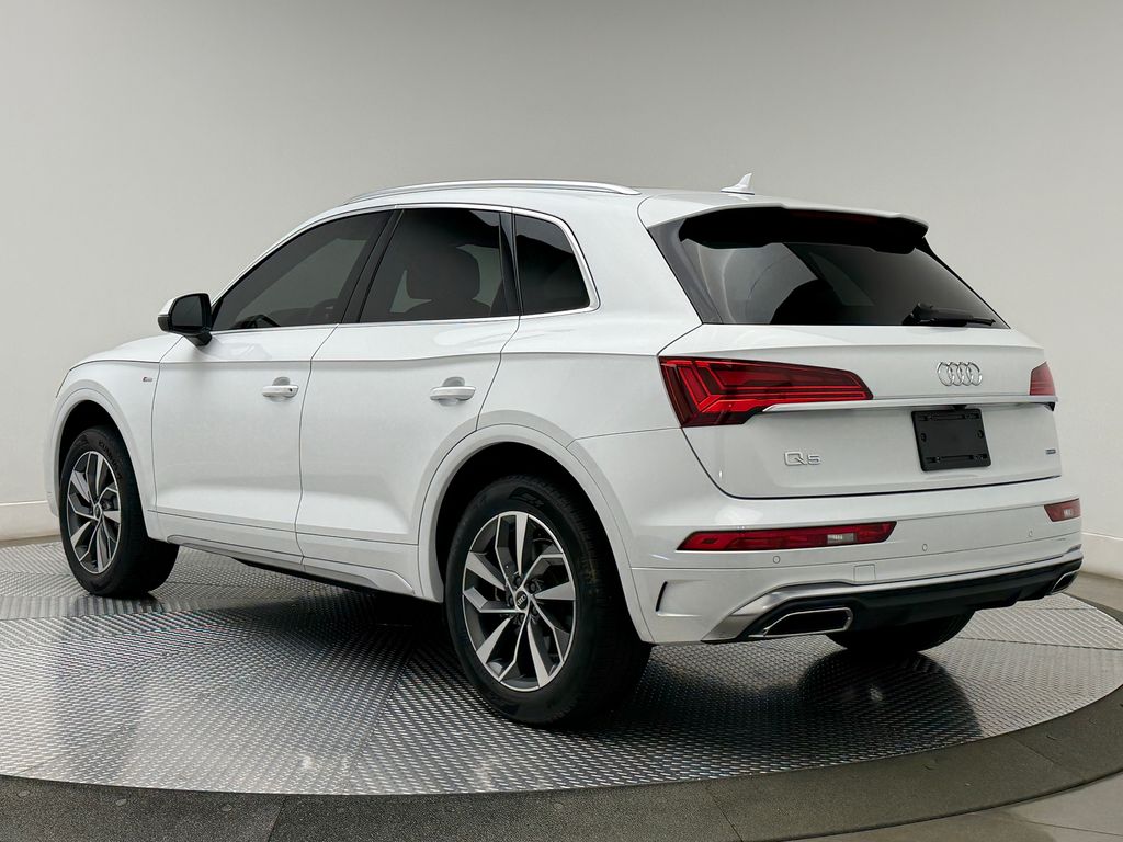 Thumbnail: 2023 Audi Q5 - 5