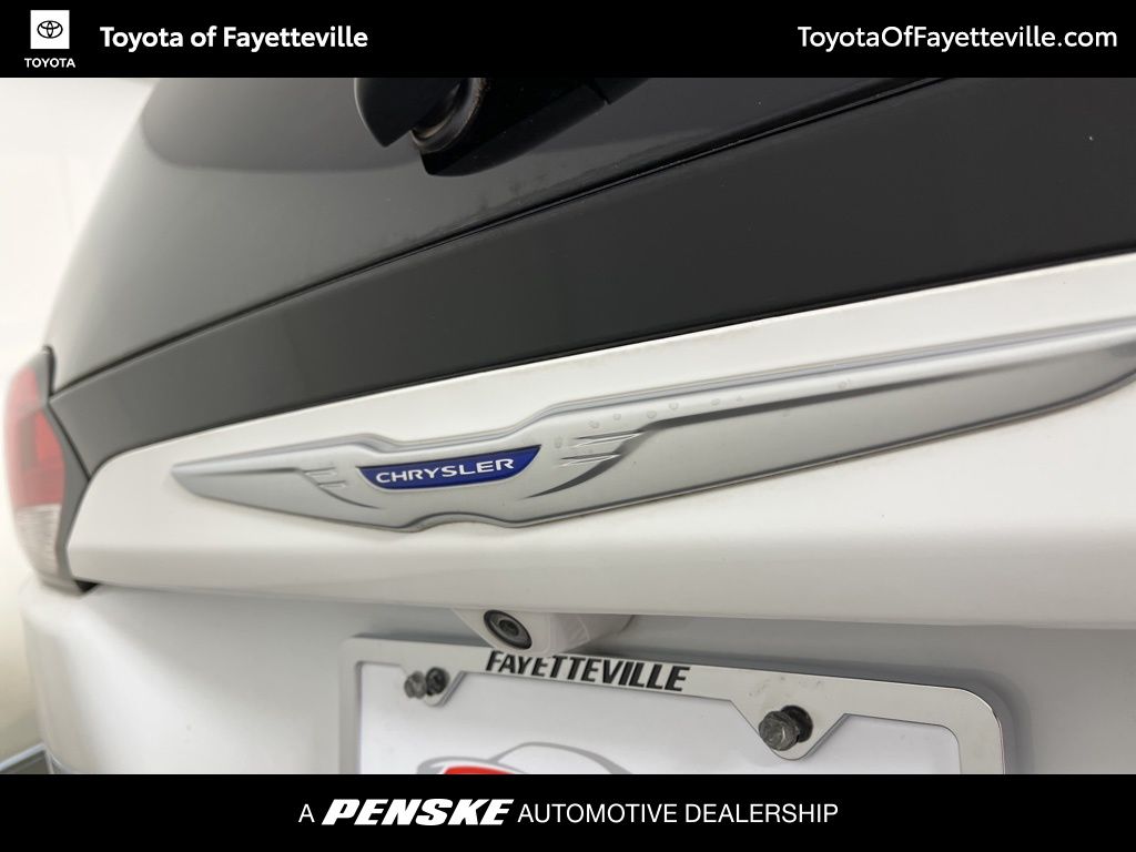 Thumbnail: 2018 Chrysler Pacifica - 14