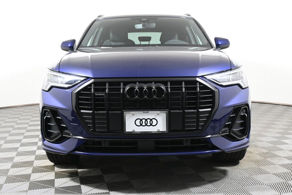 2025 Audi Q3  9