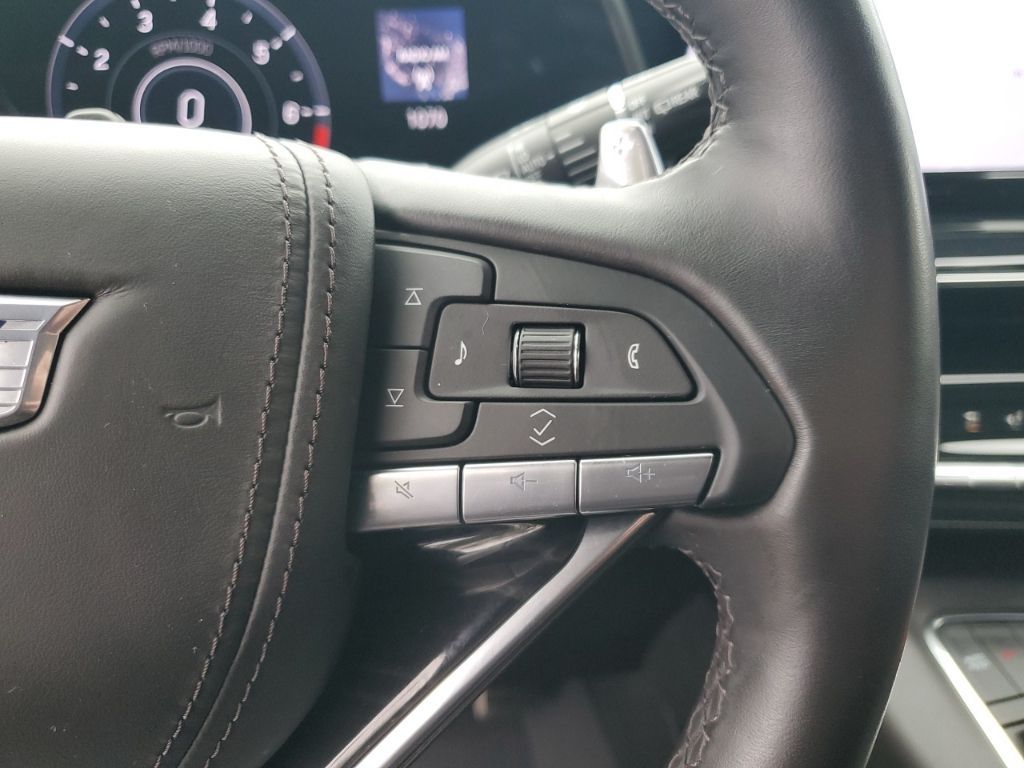 Used Car 2023 Cadillac Escalade  V-series For Sale Under $120,000 In Austin, Texas