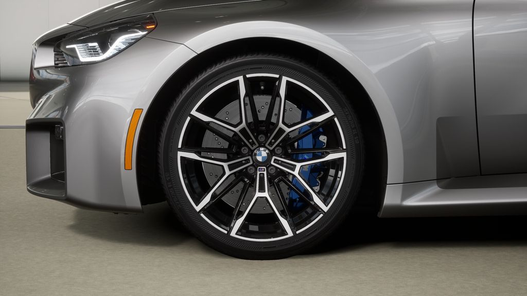 Thumbnail: 2025 BMW M2 - 7