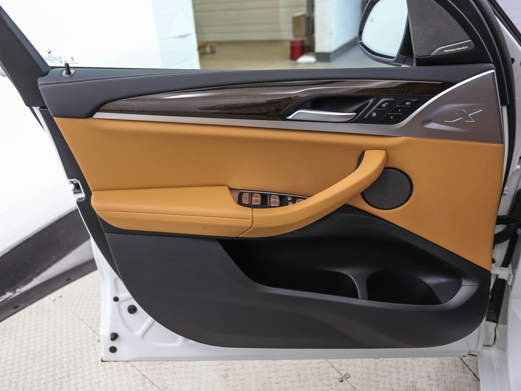 Thumbnail: 2024 BMW X3 - 9