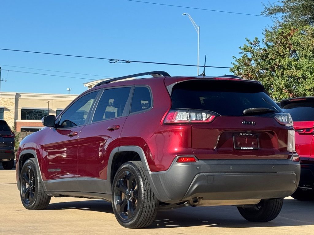 2019 Jeep Cherokee Altitude Red at Durrett Motor Company