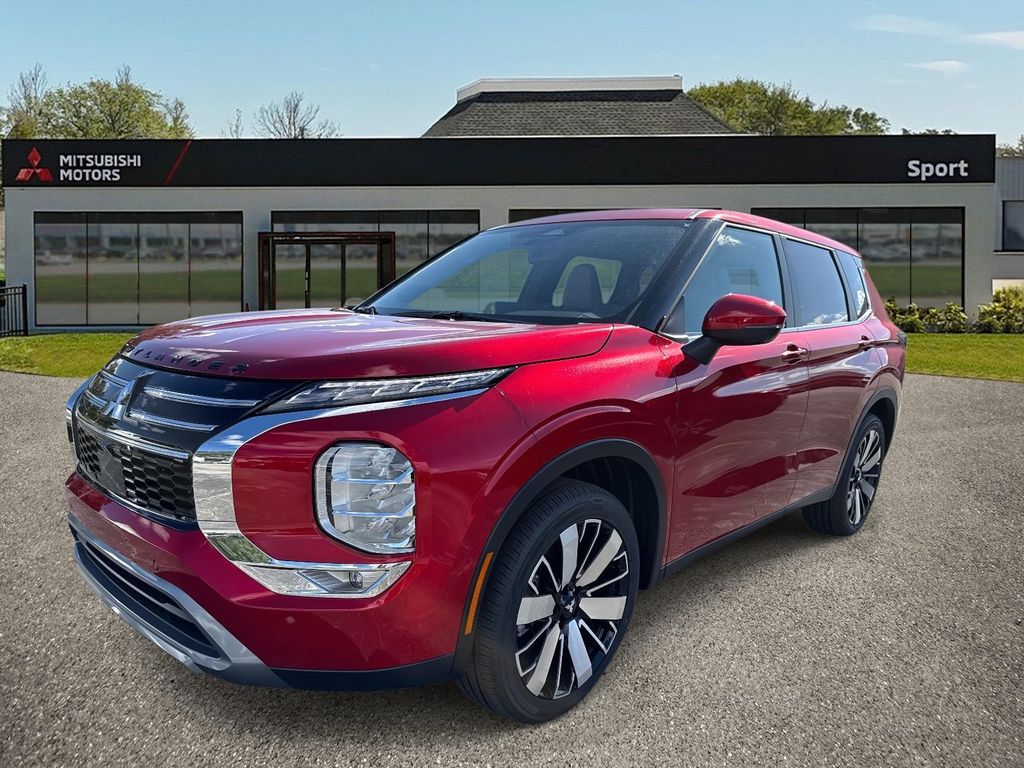 2025 Mitsubishi Outlander SE