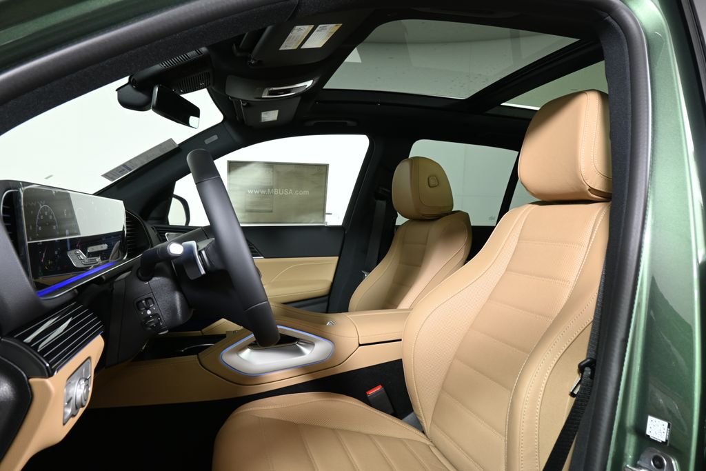 Thumbnail: 2026 Mercedes-Benz GLE - 13