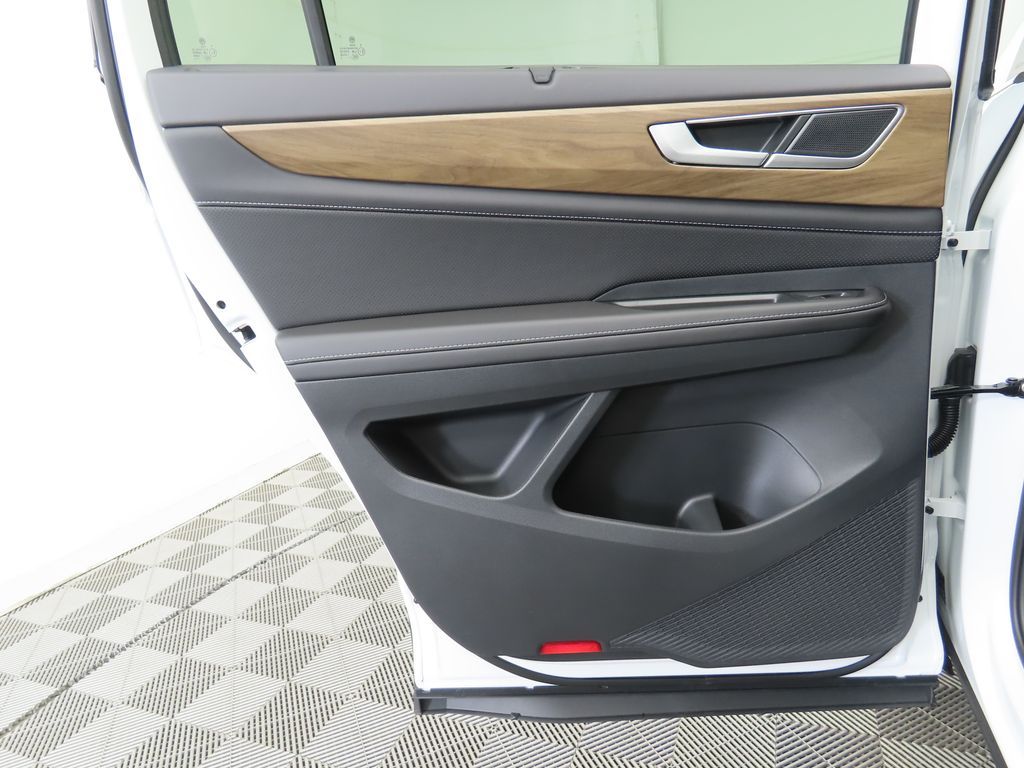 Thumbnail: 2026 Volkswagen Atlas - 26