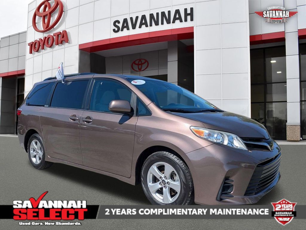 2020 Toyota Sienna E grade
