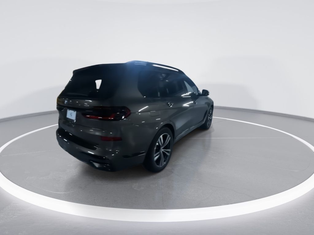 Thumbnail: 2025 BMW X7 - 8