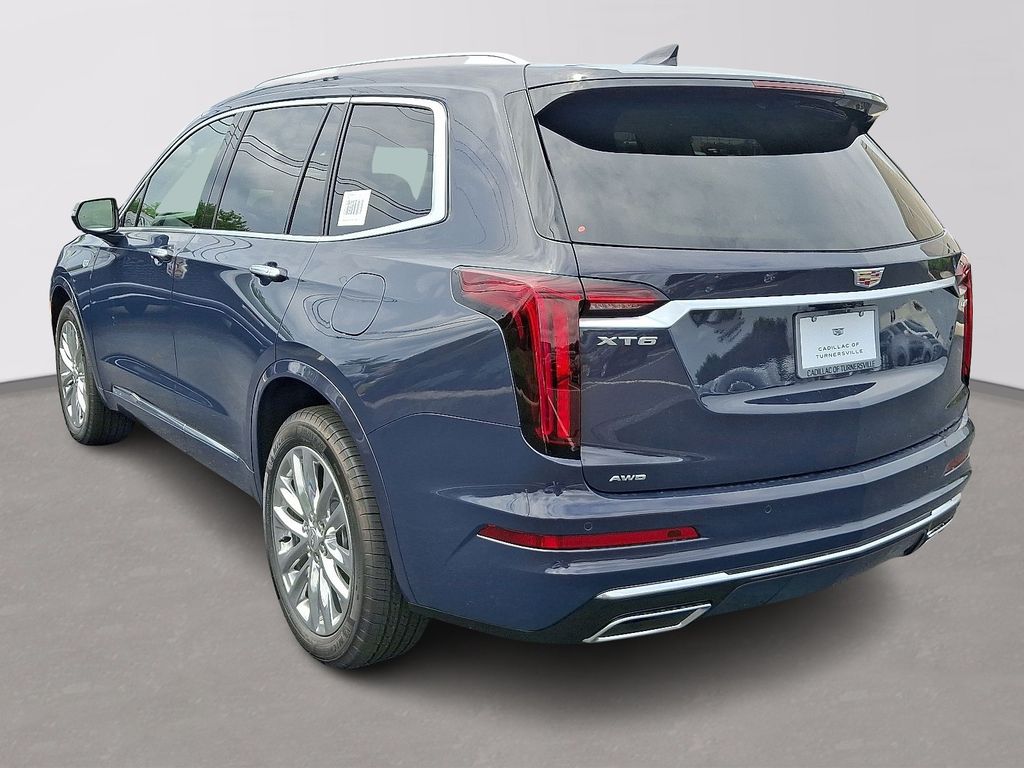 Thumbnail: 2025 Cadillac XT6 - 3