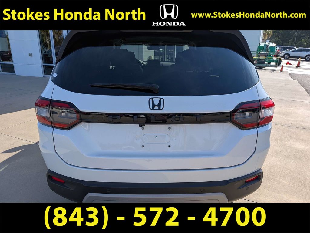 Used 2025 Honda Pilot SUV
