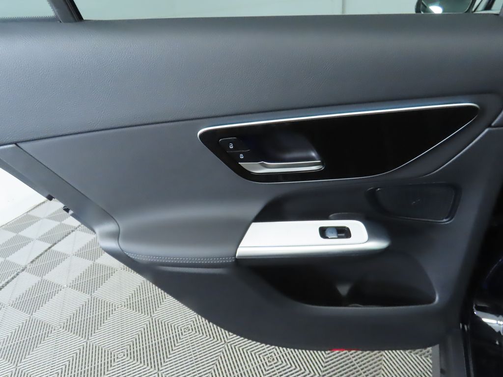 Thumbnail: 2025 Mercedes-Benz GLC - 26