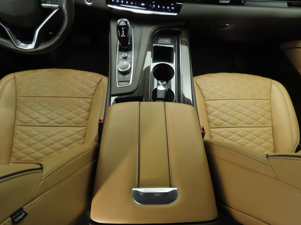 Thumbnail: 2021 Cadillac Escalade - 16