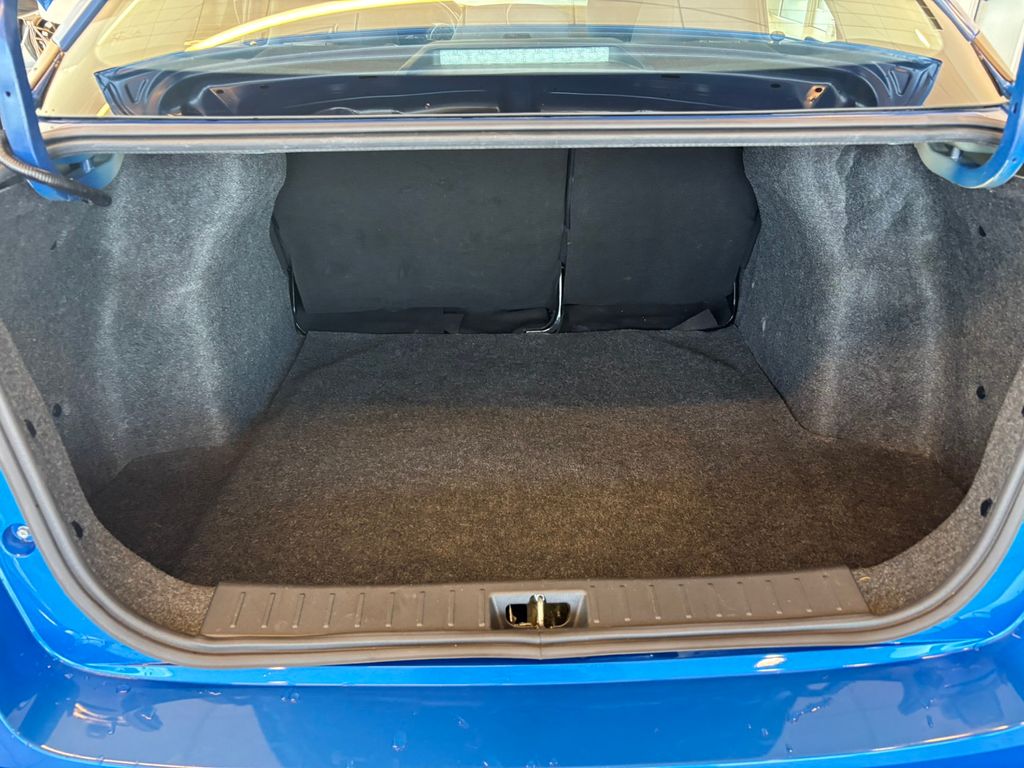 2022 Nissan Versa 1.6 S