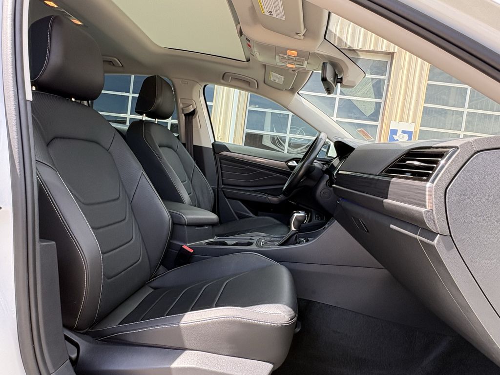 2024 Volkswagen Jetta 1.5T SEL  at Victoria Chrysler Dodge Jeep Ram
