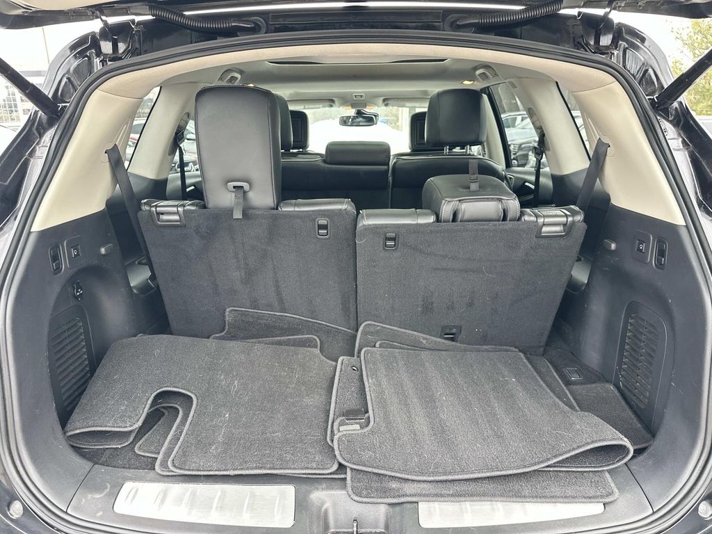 Thumbnail: 2016 INFINITI QX60 - 25