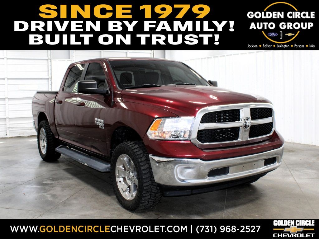 Delmonico Red Pearlcoat 2021 RAM 1500 Classic SLT Crew Cab 4WD Pickup Truck Four-Wheel Drive 8-Speed Automatic