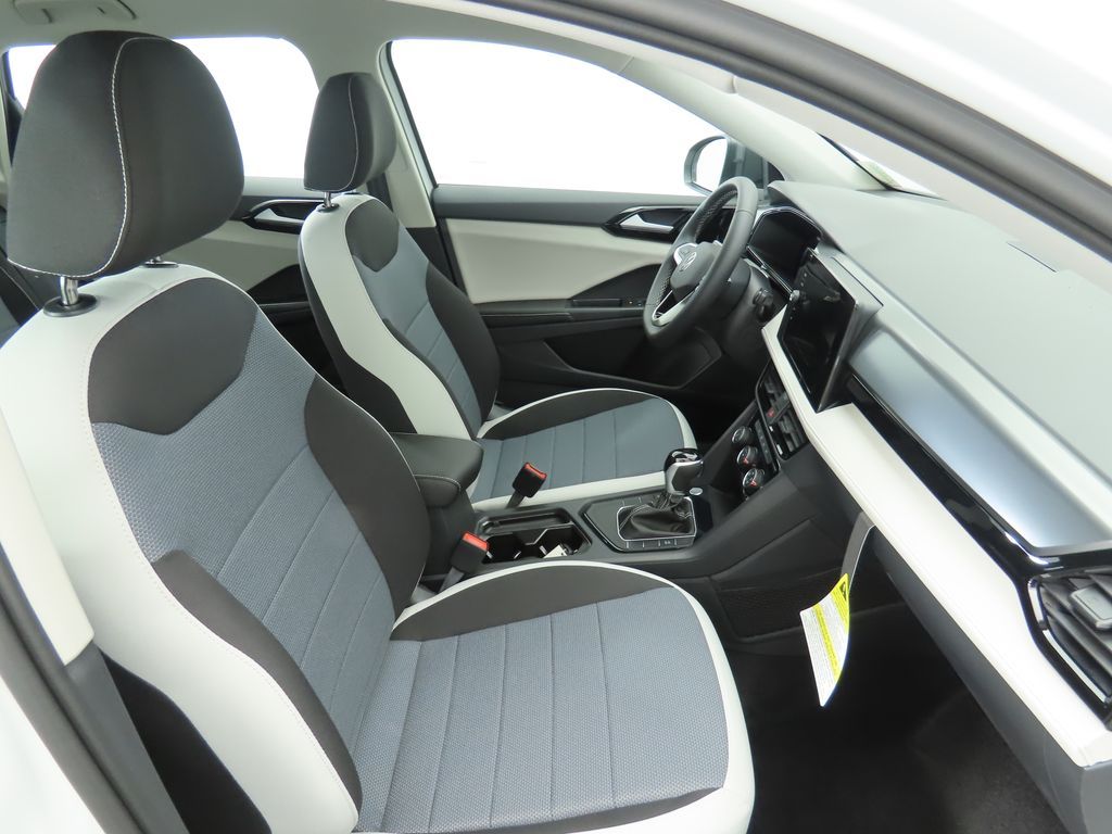 Thumbnail: 2026 Volkswagen Taos - 18