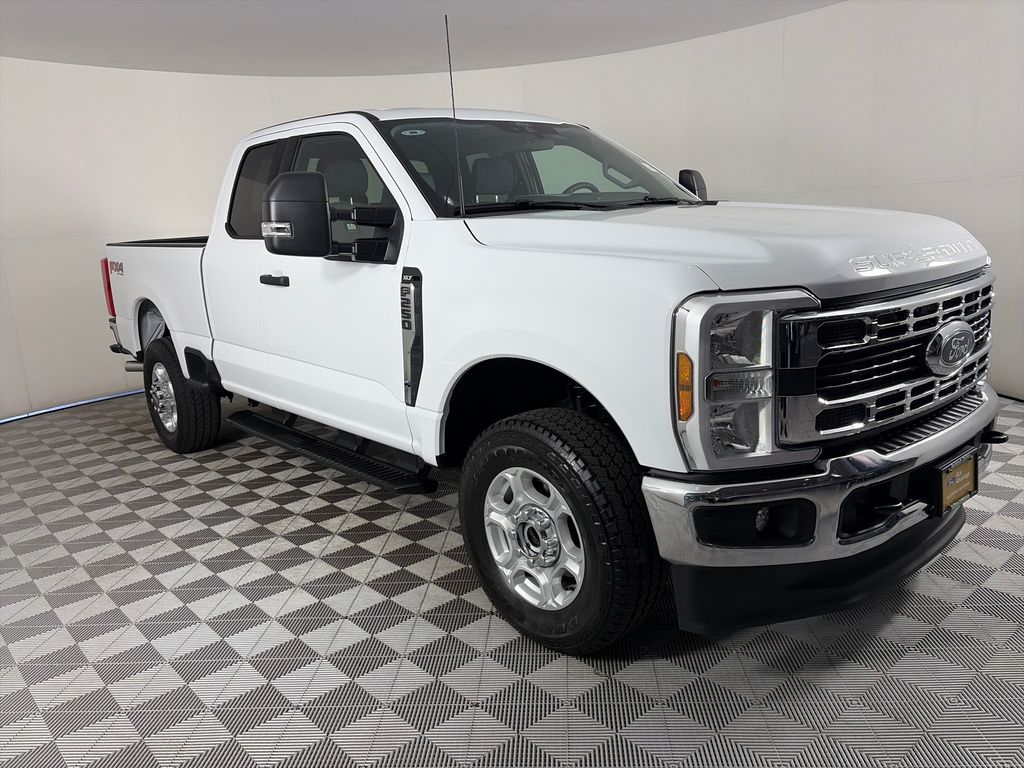 2026 Ford F-250SD XLT 