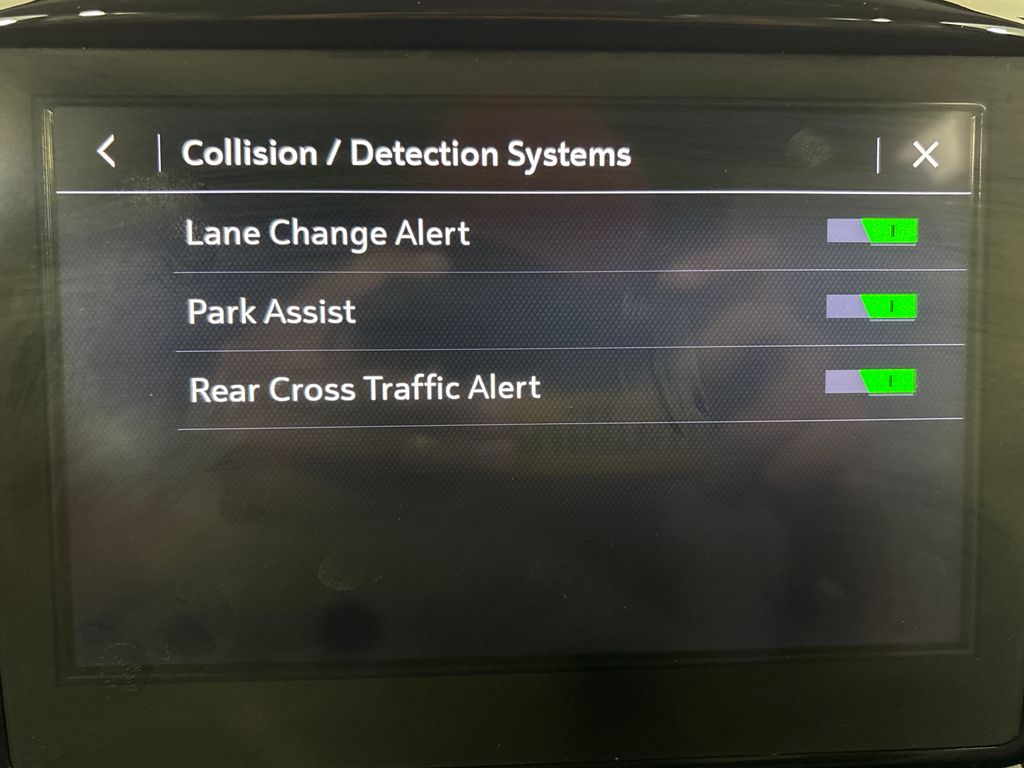 Certified Used 2020 Black Chevrolet 3LT image 27