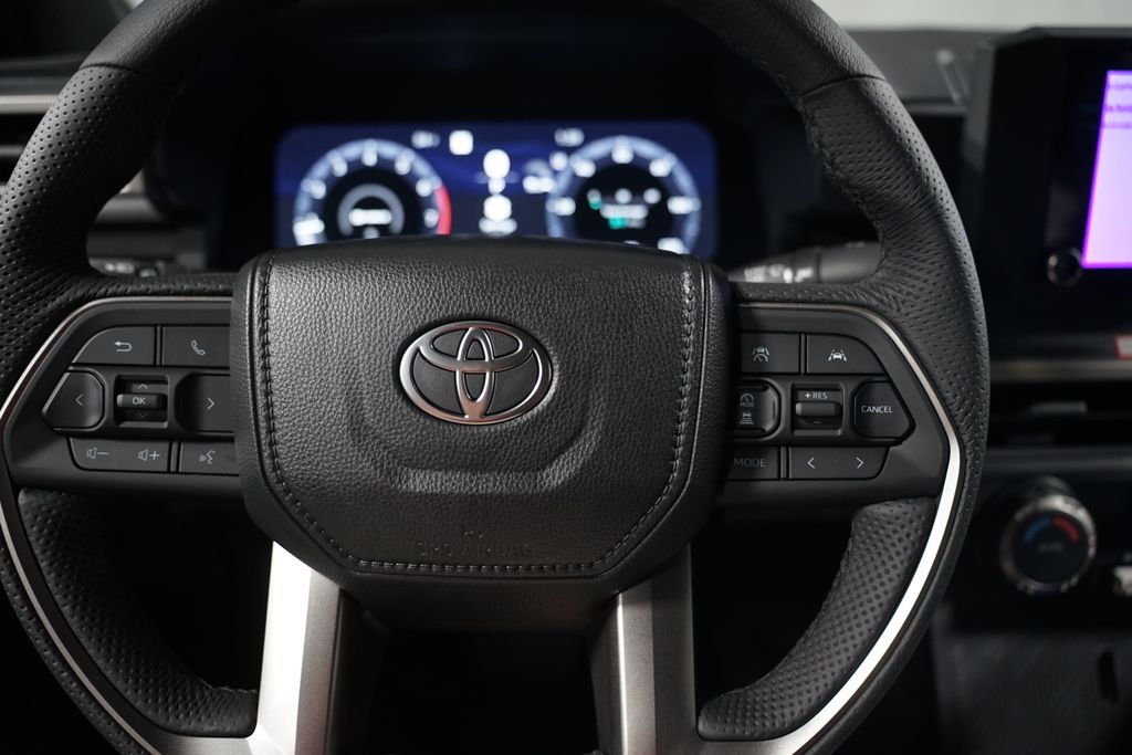 Thumbnail: 2025 Toyota Tacoma - 18
