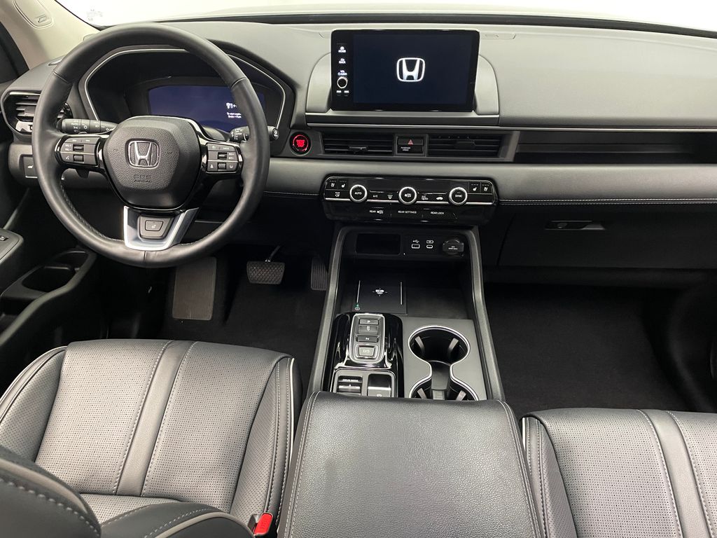 2025 Honda Pilot Elite 19