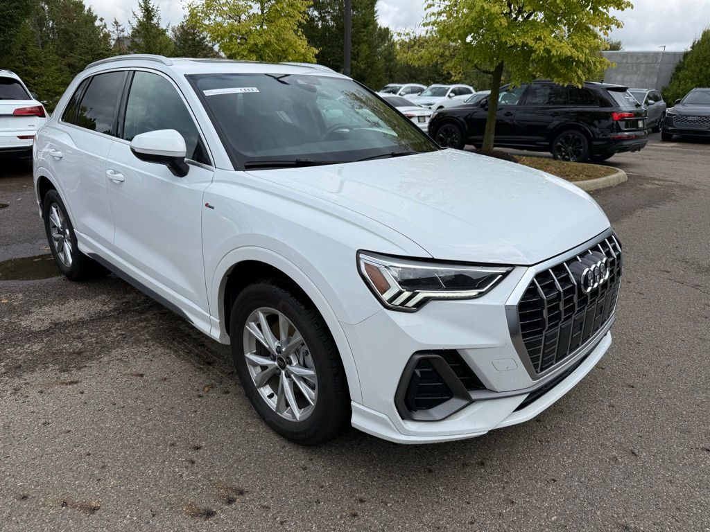 /2025 Audi Q3
