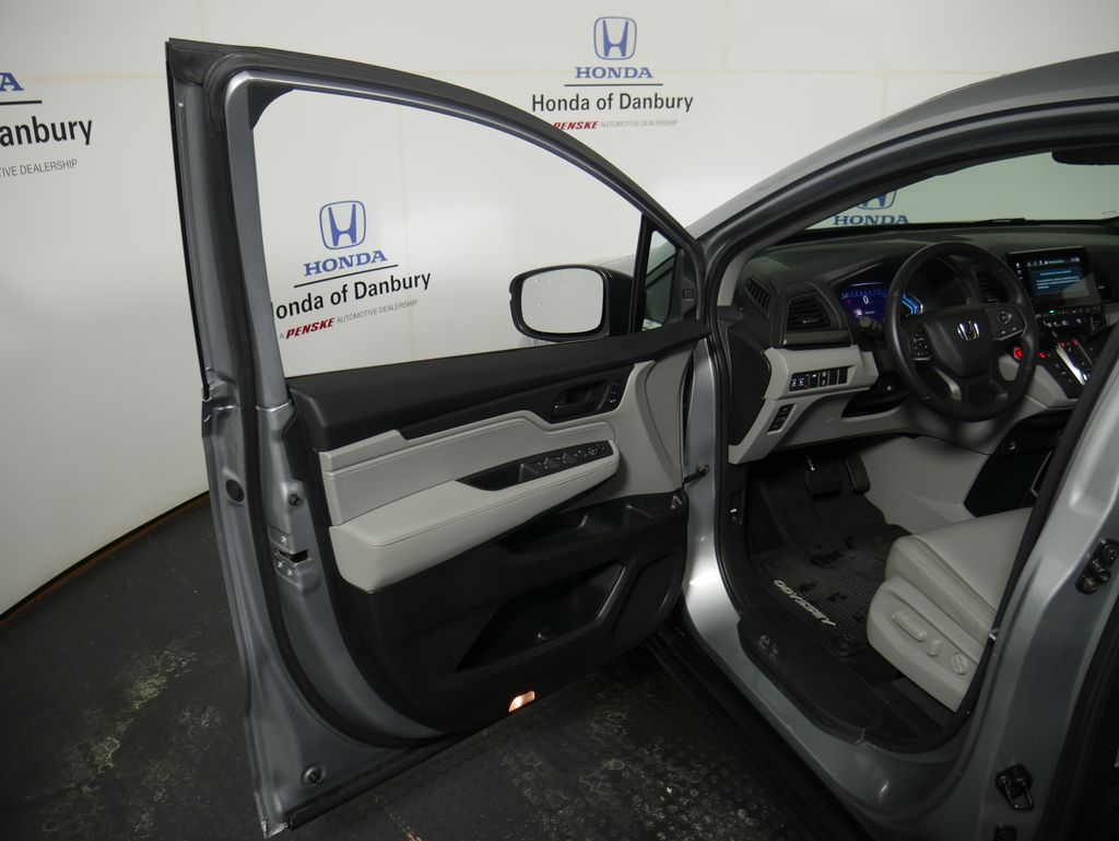 Thumbnail: 2023 Honda Odyssey - 8