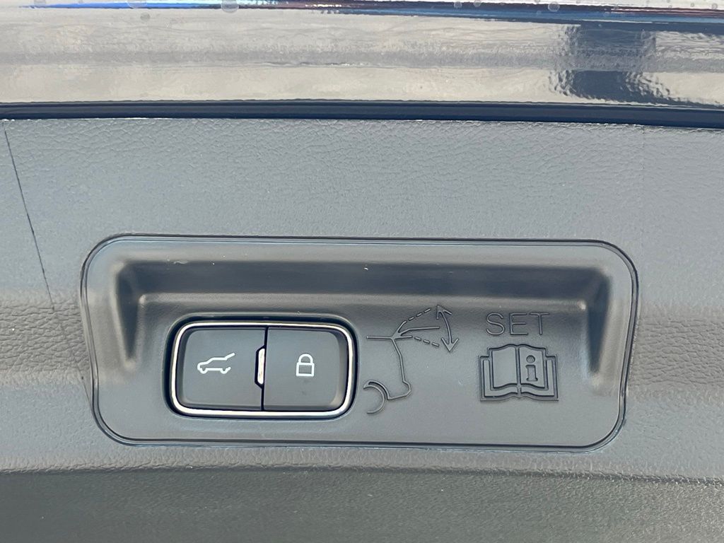 2025 Ford Explorer Active Black at Walterboro Ford