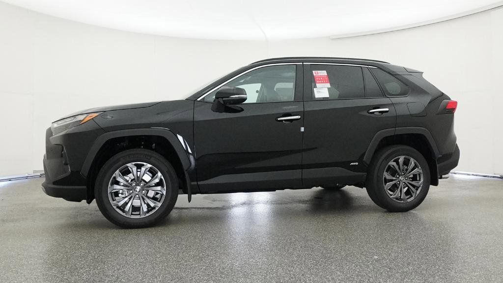Thumbnail: 2025 Toyota RAV4 - 15