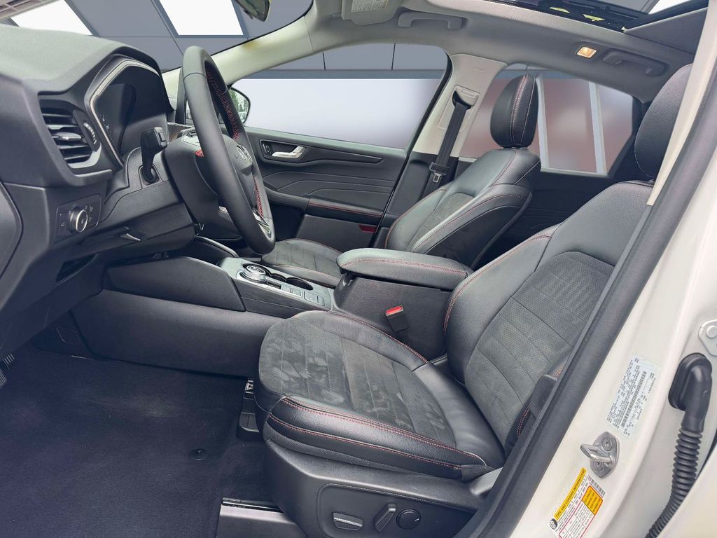 Used 2022 Ford Escape SUV