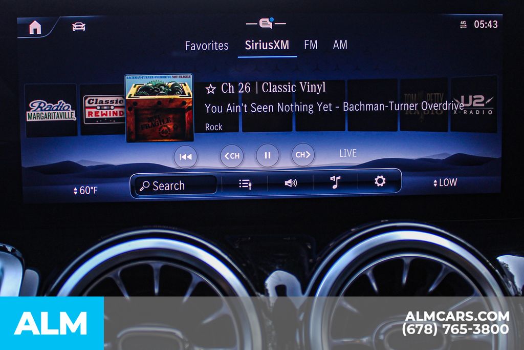 Used 2024 Black Mercedes-Benz GLB 250 image 35