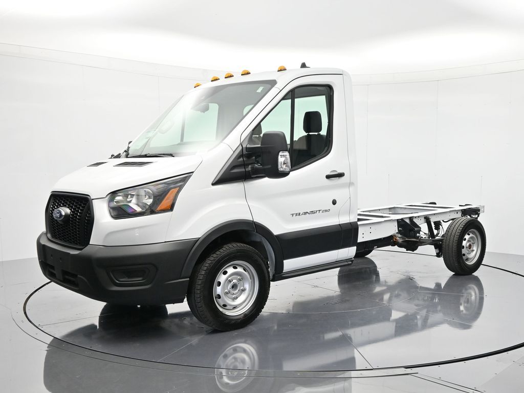 2025 Ford Transit Chassis 250 138 RWD
