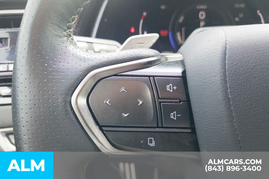 Used 2023 Ultra White Lexus 500h F SPORT Performance image 32
