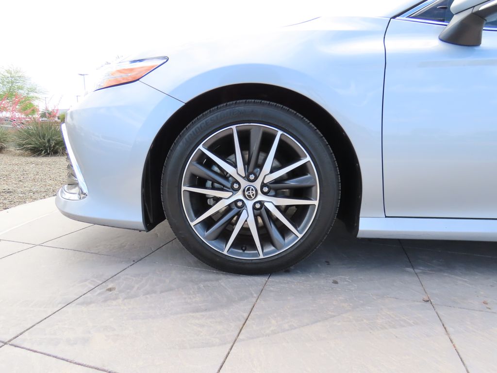 2022 Toyota Camry XLE 29