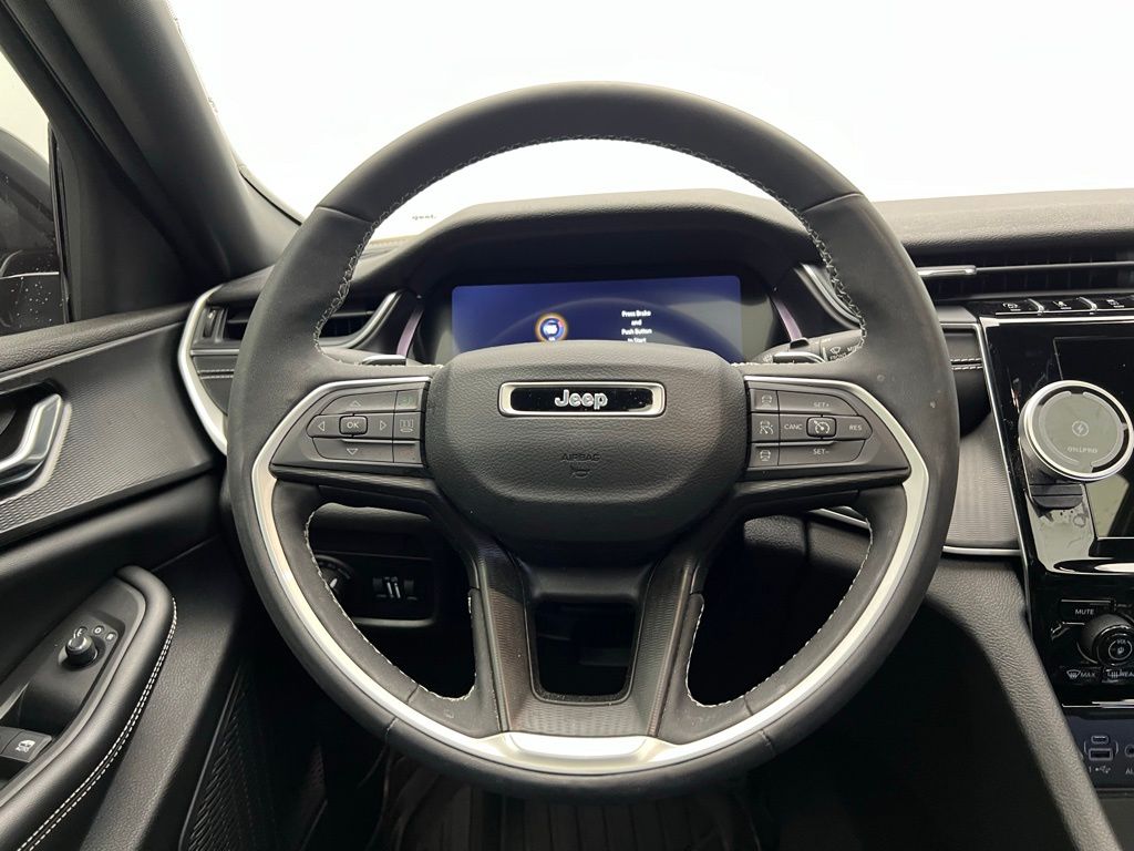 Thumbnail: 2024 Jeep Grand Cherokee - 17