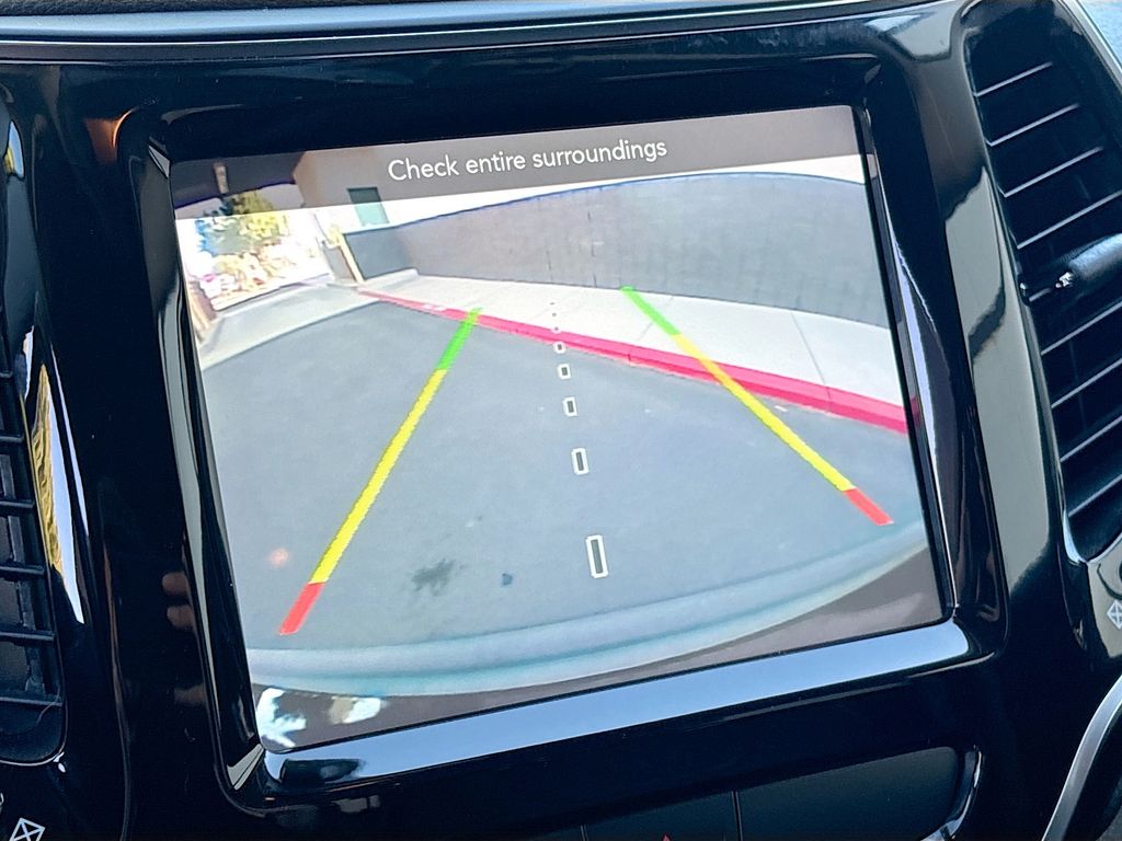 Used 2019 Black Jeep Limited image 13