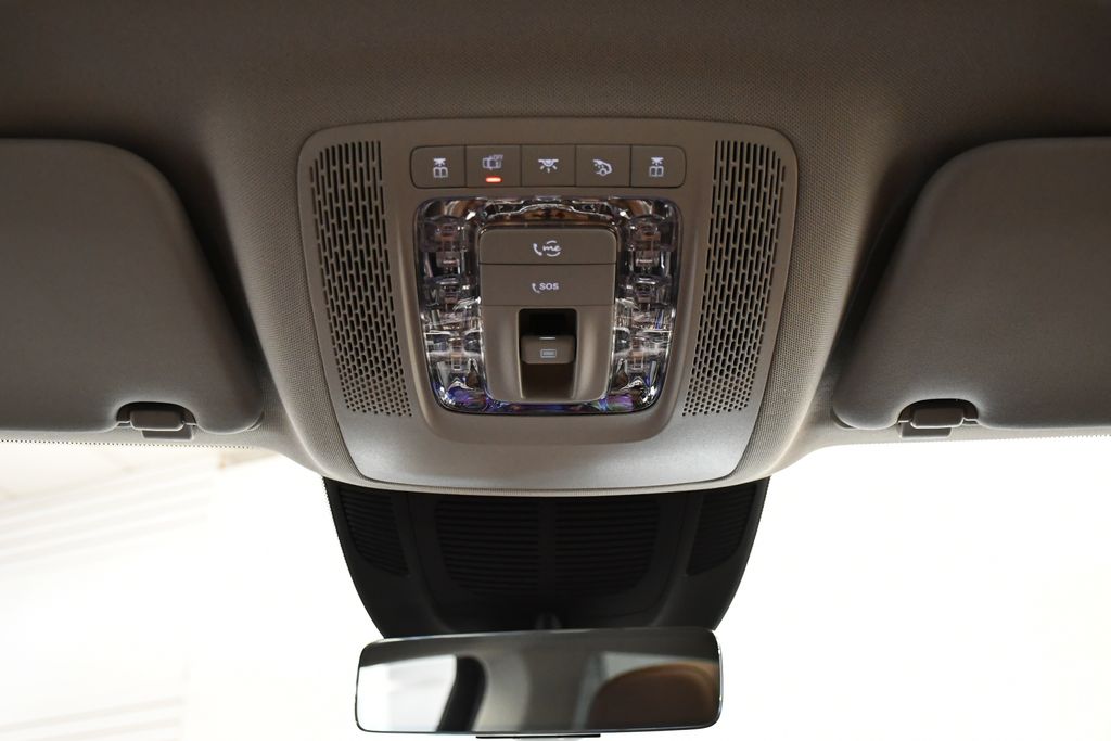 Thumbnail: 2026 Mercedes-Benz GLE - 18