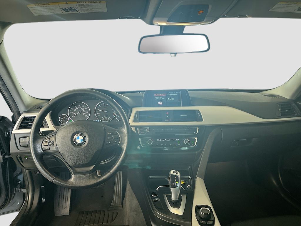Used 2018 Gray BMW 320i image 21