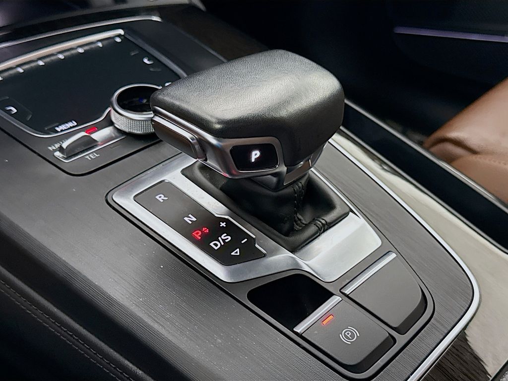 Thumbnail: 2019 Audi Q5 - 17